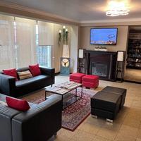 The Glengate Hotel & Suites