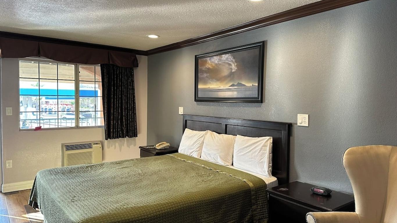 Americas Best Value Inn Corona