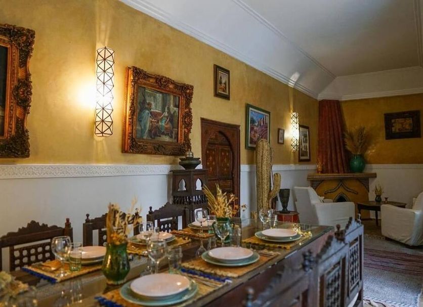 Ruokailuhuone Valokuva