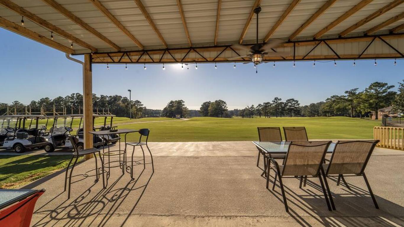 Dothan National Golf Club And Hotel