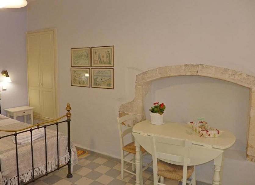 Ruokailuhuone Valokuva