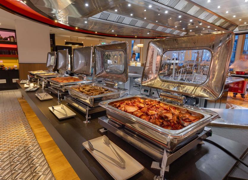 Ruokailuhuone Valokuva