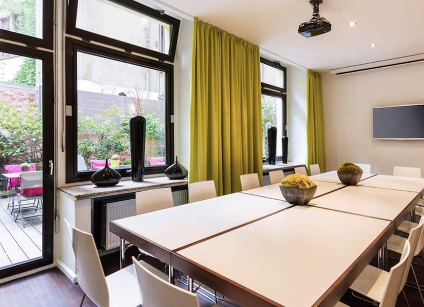 Ruokailuhuone Valokuva