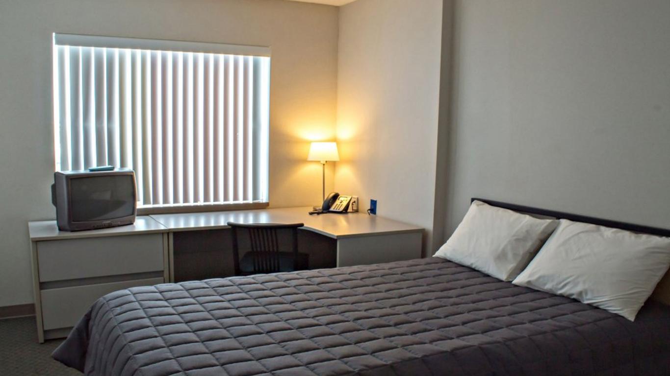 Residence & Conference Centre - Ottawa West