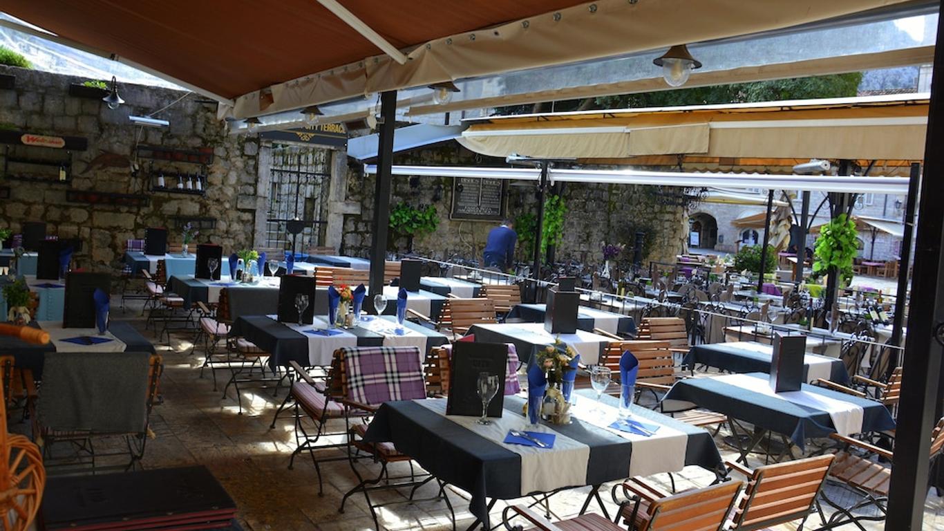 Montenegro Hostel B&B Kotor