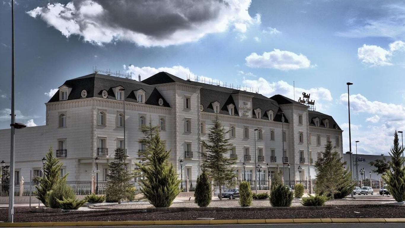 Hotel Santa Isabel