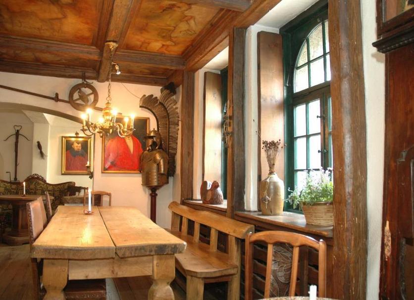 Ruokailuhuone Valokuva