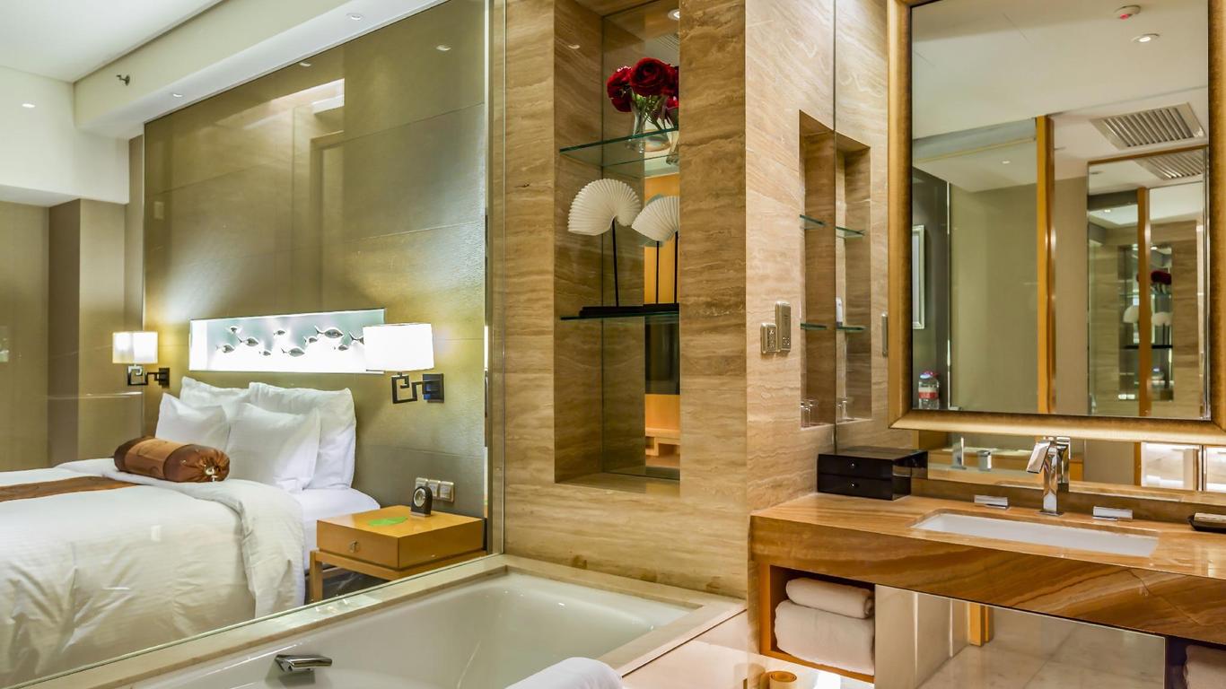 Grand Hotel Qinhuang