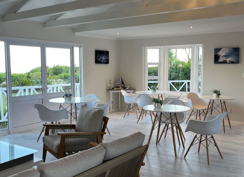 Ruokailuhuone Valokuva