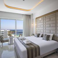 Constantinos The Great Beach Hotel