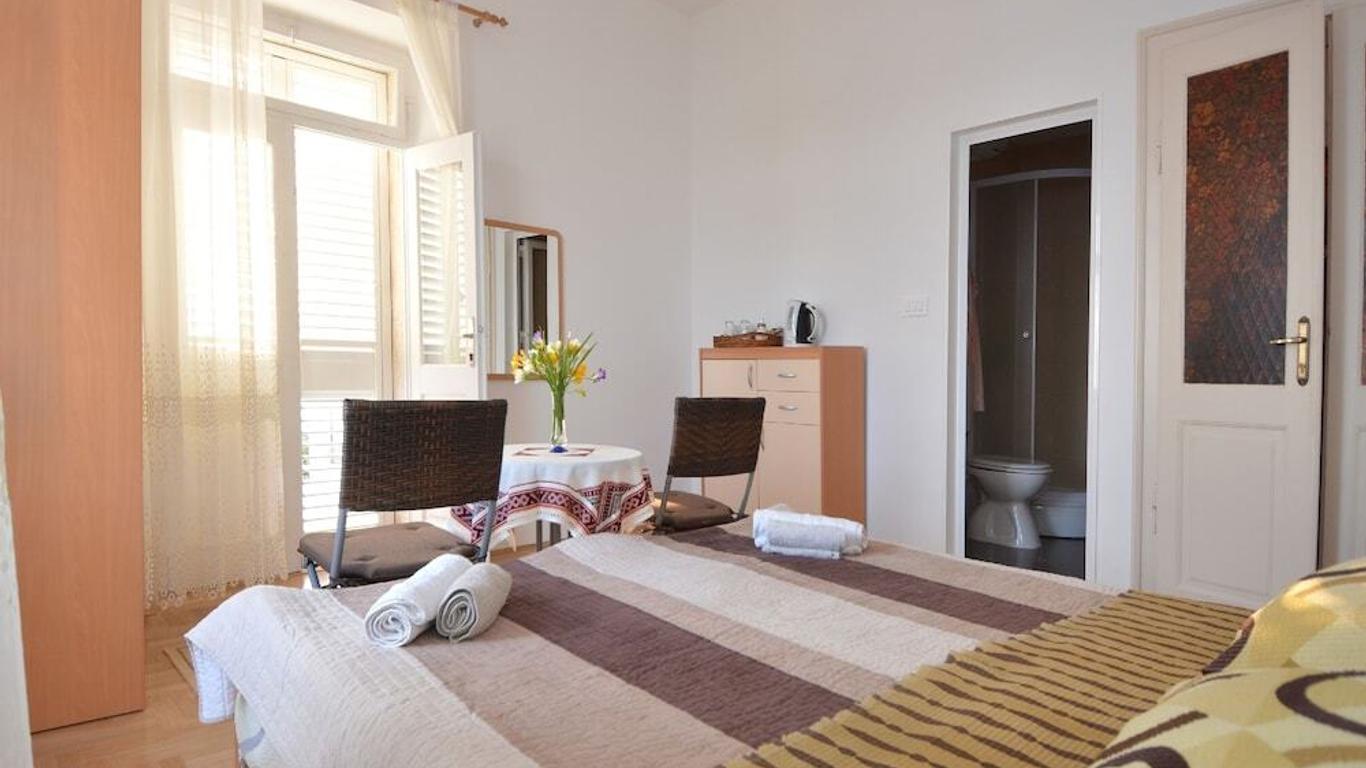 Guest House Enny