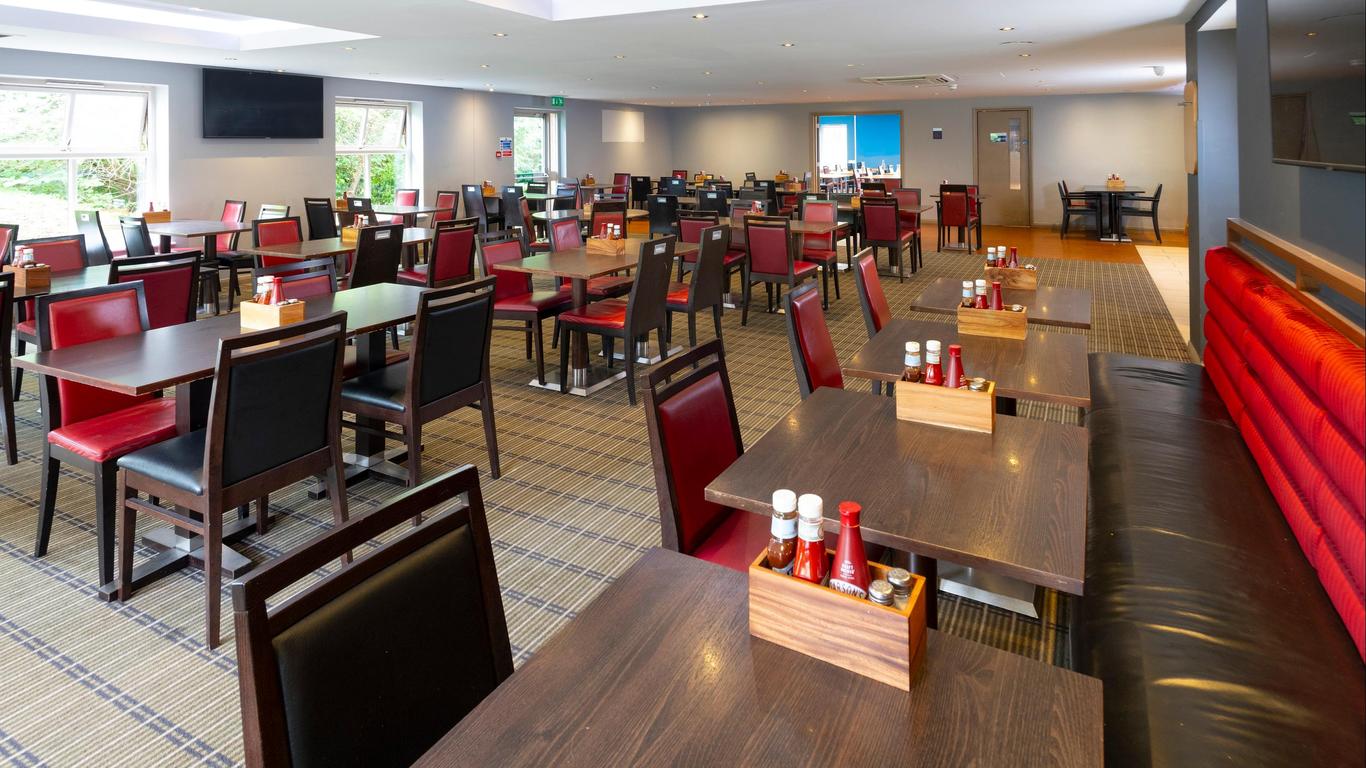 Holiday Inn Express Exeter East By IHG