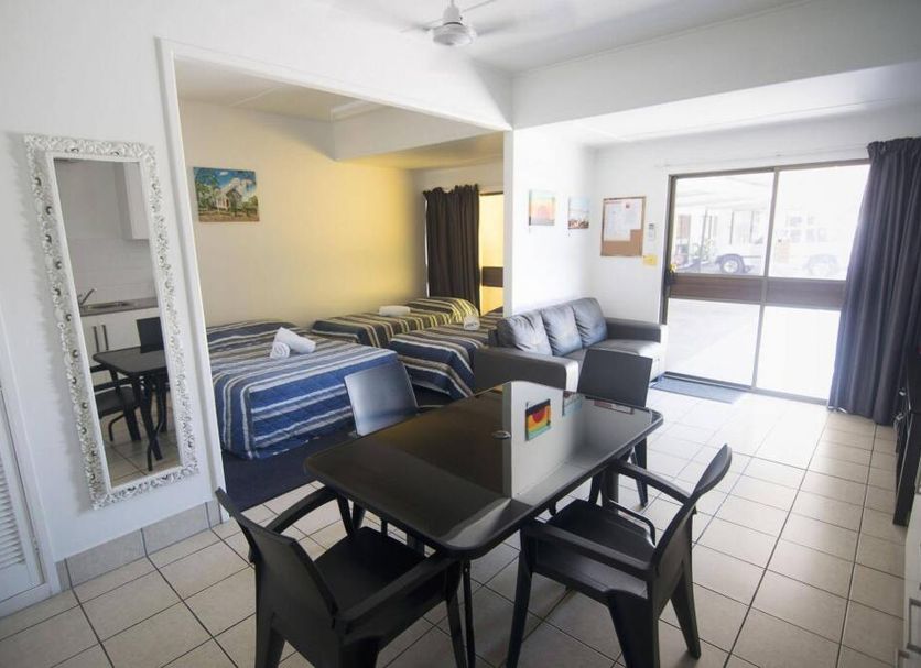 Ruokailuhuone Valokuva