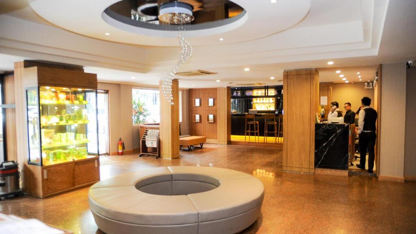 Saigon Star Hotel