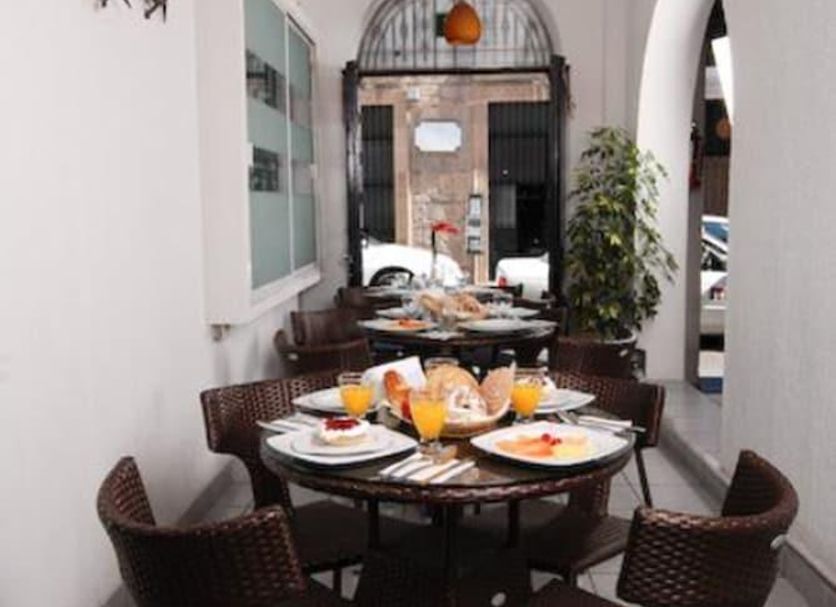 Ruokailuhuone Valokuva