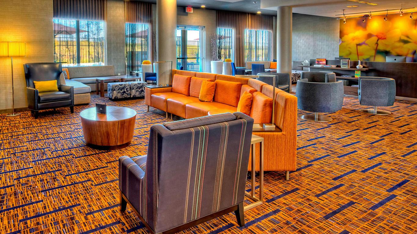 Courtyard by Marriott San Marcos