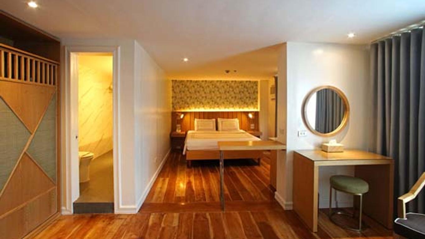 The Sugarland Hotel
