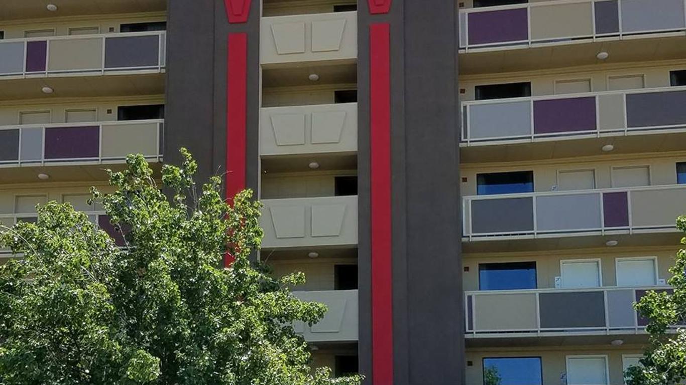 The Hotel Blue