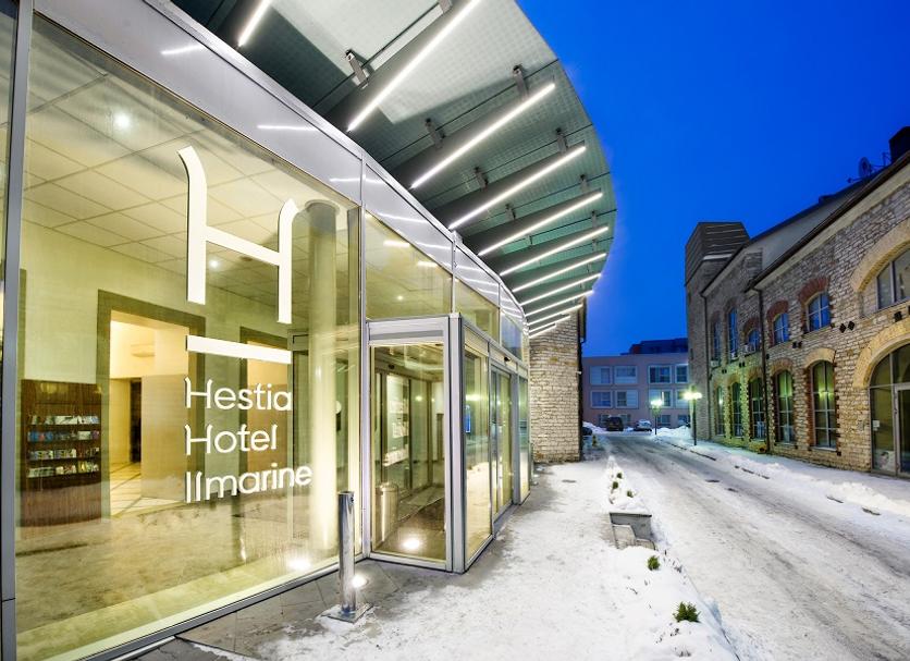 Hotellin sisäänkäynti Valokuva
