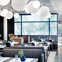 Stage 12 Hotel By Penz
