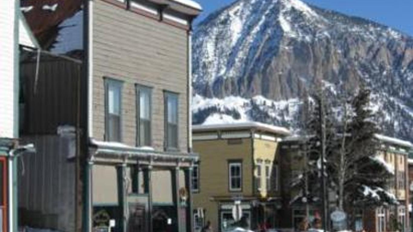 The Forest Queen Hotel