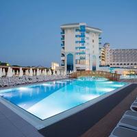 Water Side Resort & Spa
