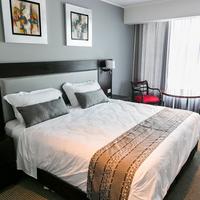 Apart Hotel Petit Palace Suites