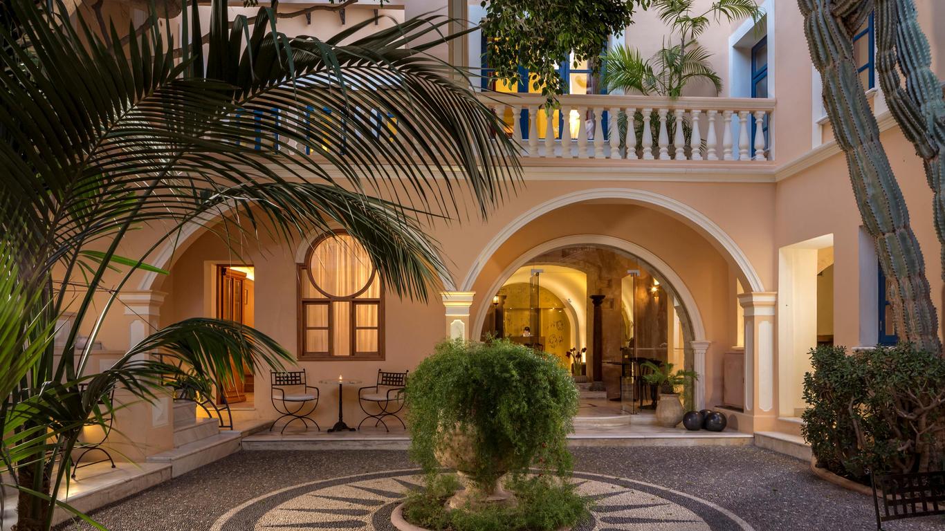 Casa Delfino Hotel & Spa
